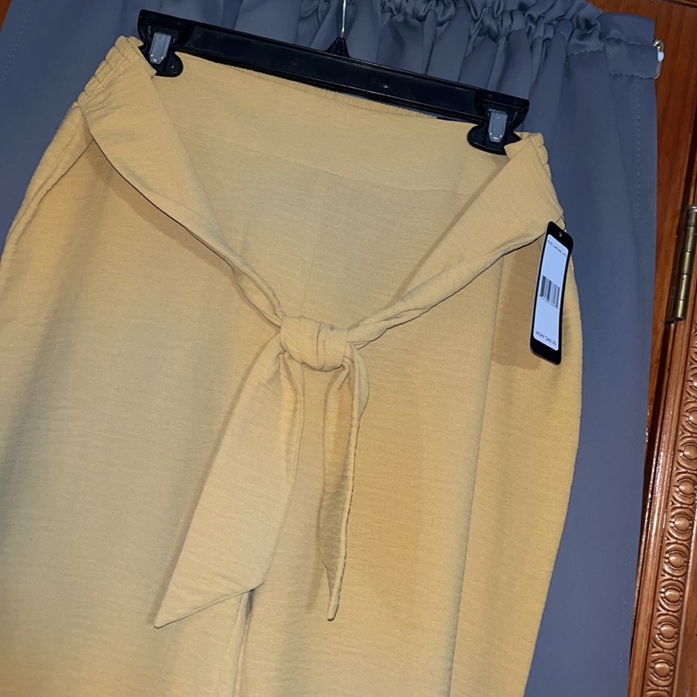 Yellow Pants - Picture 2 of 5